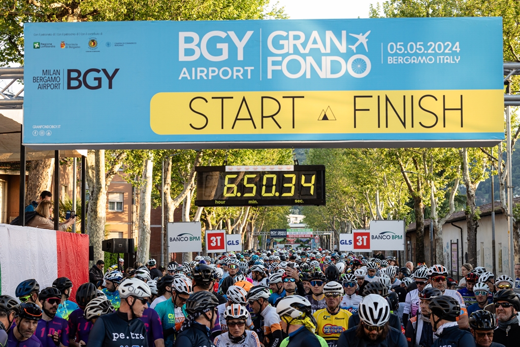 Rotta su Bergamo per la terza edizione della BGY Airport Granfondo